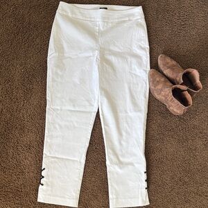JM Collection White Ankle Pants with Black Accents